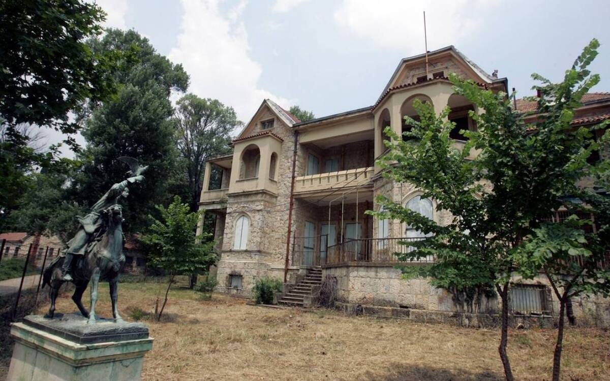 Τατόι: Ανοίγει ο διαγωνισμός για ιδιώτες επενδυτές σε 24 ιστορικά κτίρια