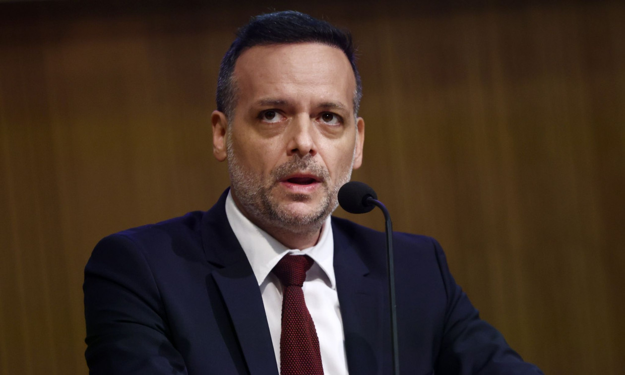 Μπήκε η πρώτη κερκίδα στο γήπεδο του Παναθηναϊκού – «Ξεχωριστή μέρα για την Αθήνα», λέει ο Δούκας