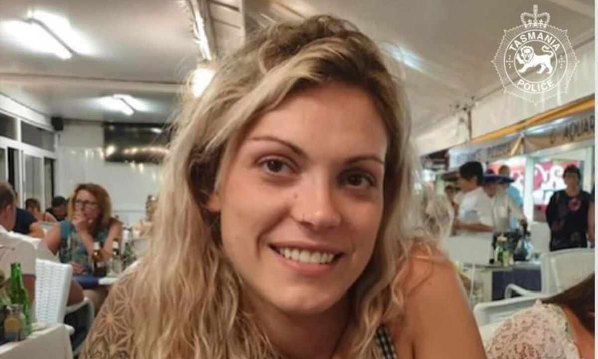 Μυστηριώδη εξαφάνιση τουρίστριας στην Αυστραλία – Δύο χρόνια μετά βρήκαν το κινητό της στη ζούγκλα