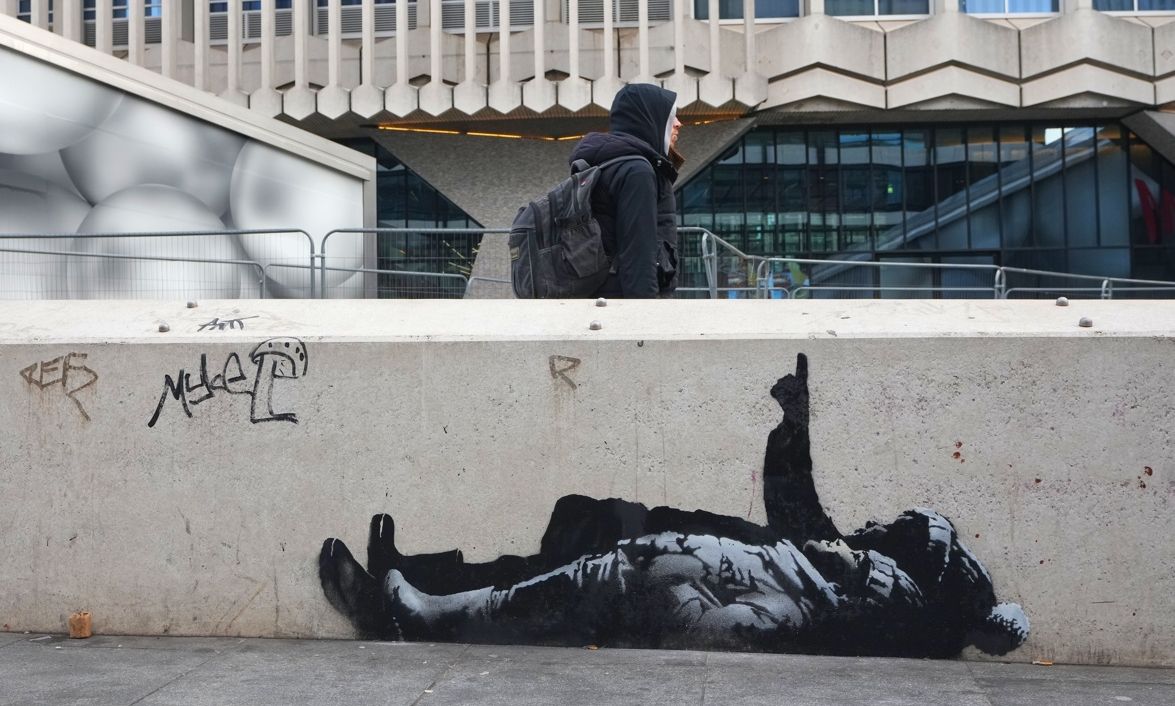 Banksy: Το νέο έργο του μυστηριώδους καλλιτέχνη του δρόμου