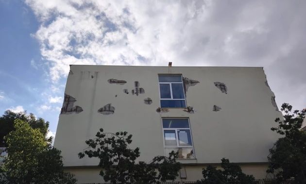 Κρήτη: Έπεσαν σοβάδες από το κτίριο του Εργατικού Κέντρου Ηρακλείου