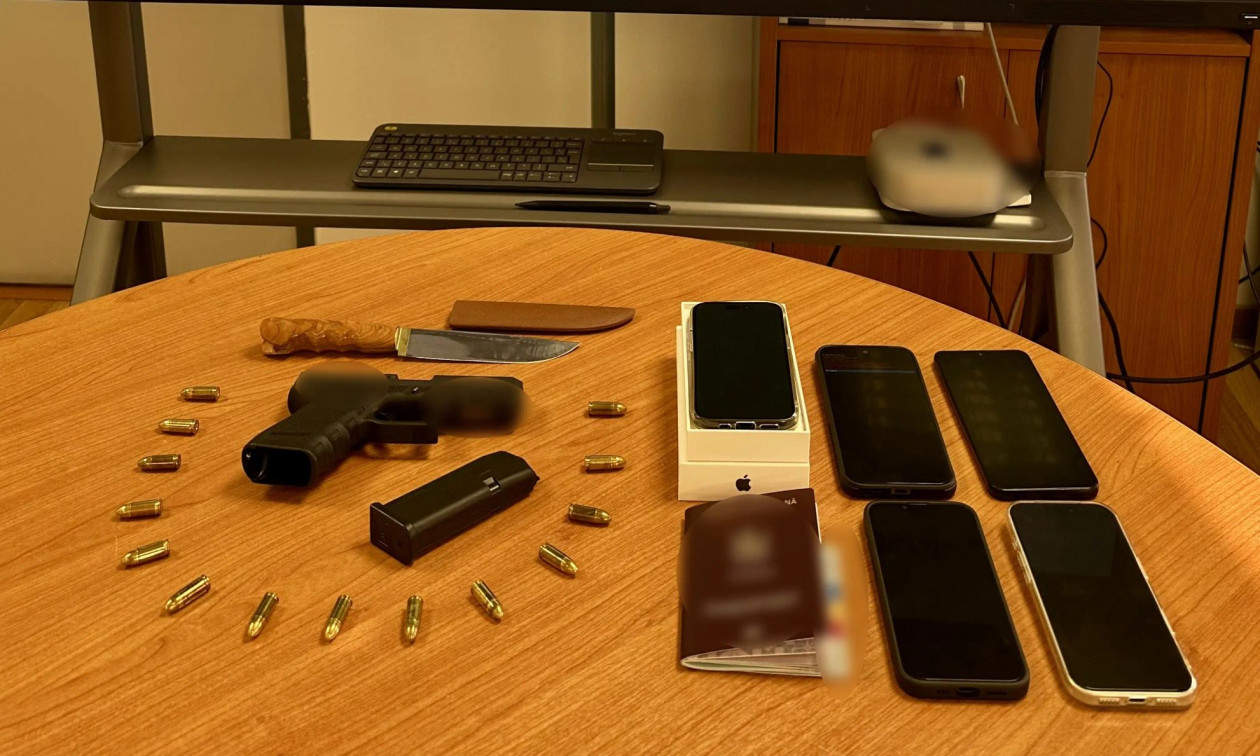 Χειροπέδες από το FBI στο πιστόλι των «τσιγαράδων»