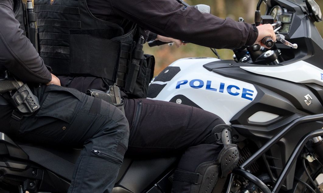 Θεσσαλονίκη: Σύλληψη 14χρονου μαθητή με αυτοσχέδιο μαχαίρι έξω από σχολείο