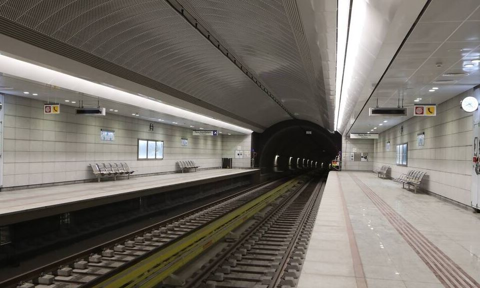 Πώς θα κινηθούν τα ΜΜΜ την εορταστική περίοδο – Οι συχνότητες διέλευσης των συρμών για κάθε Μέσο