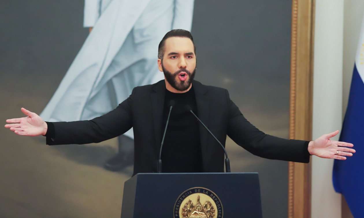 Ελ Σαλβαδόρ: Ο πρόεδρος Μπουκέλε απειλεί να απελευθερώσει κρατούμενους από φυλακή ύψιστης ασφαλείας