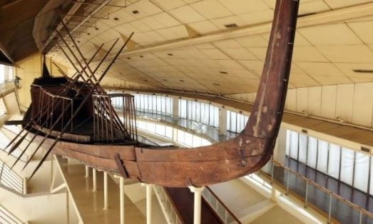 Μεγάλο Αιγυπτιακό Μουσείο: Η ηλιακή λέμβος του Χέοπα θα συντηρηθεί ενώπιον κοινού