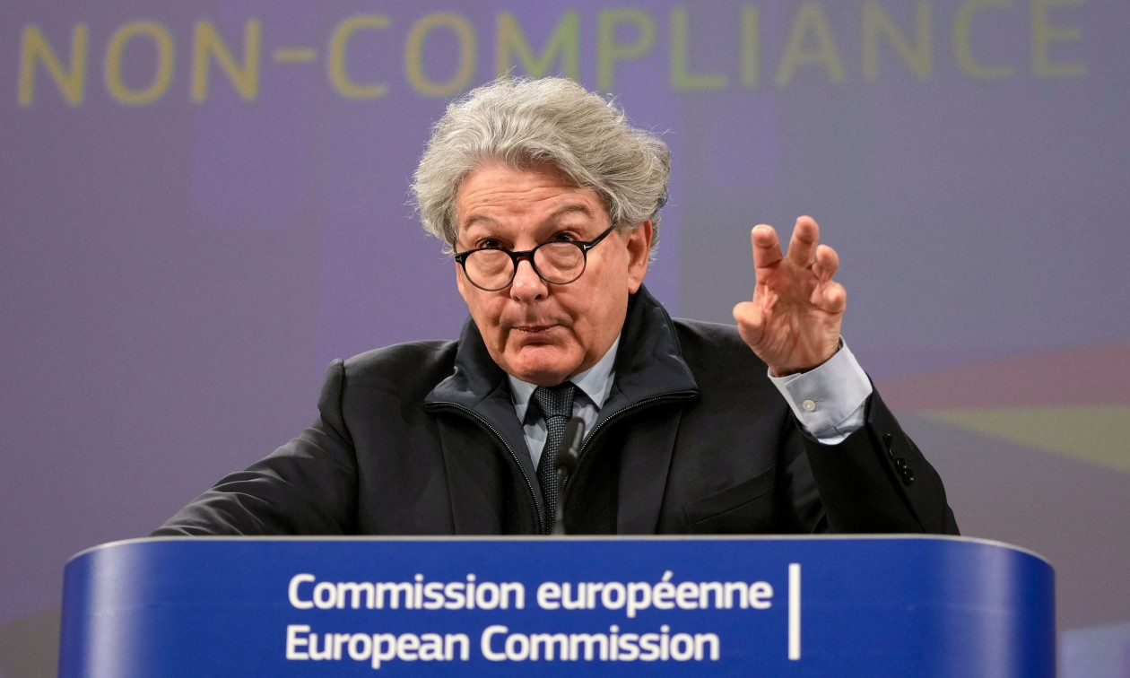 Πυρά Ευρώπης στον Τραμπ για την απαγόρευση εισόδου του Μπρετόν στις ΗΠΑ