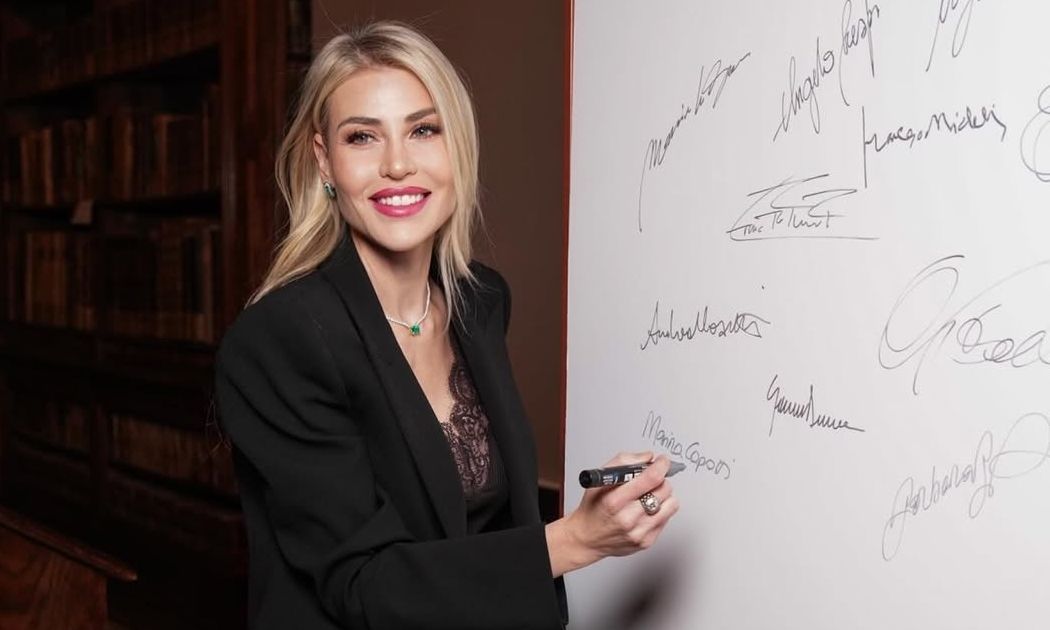 Μπάρμπαρα Μπερλουσκόνι: Μιλά για τη ζωή της – Θυμάμαι το καλοκαίρι στην παραλία