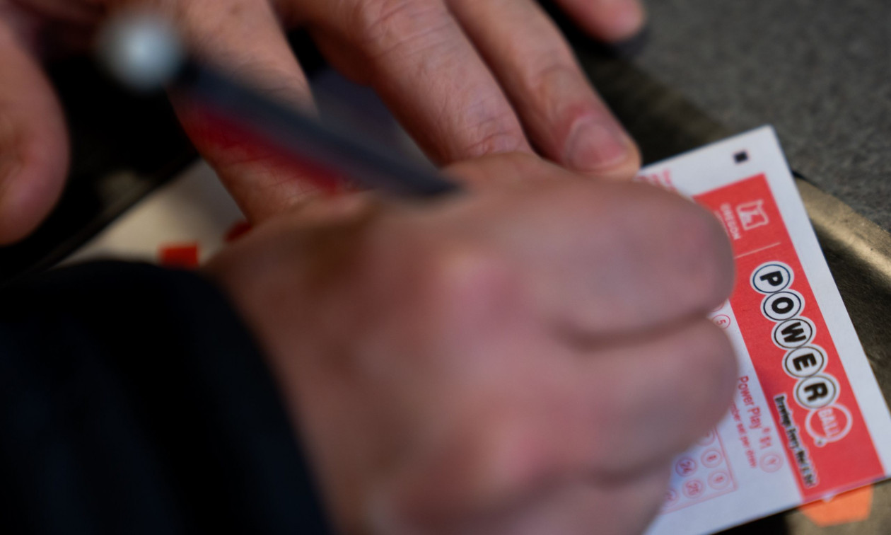 Powerball: Παίκτης από το Αρκάνσας κέρδισε ιστορικό τζάκποτ των 1,81 δισ. δολαρίων