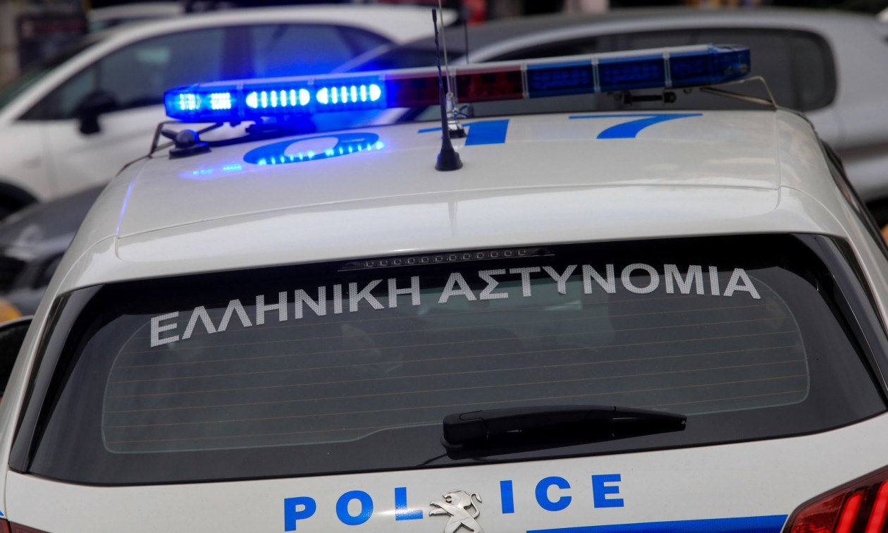 Θεσσαλονίκη: Χειροπέδες σε 46χρονο στη Θέρμη για παράνομη διάθεση βεγγαλικών