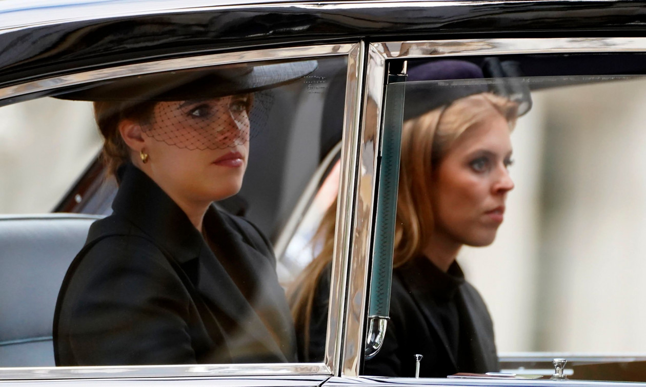 Άντριου: Παρούσες στην χριστουγεννιάτικη λειτουργία της βασιλικής οικογένειας οι κόρες του