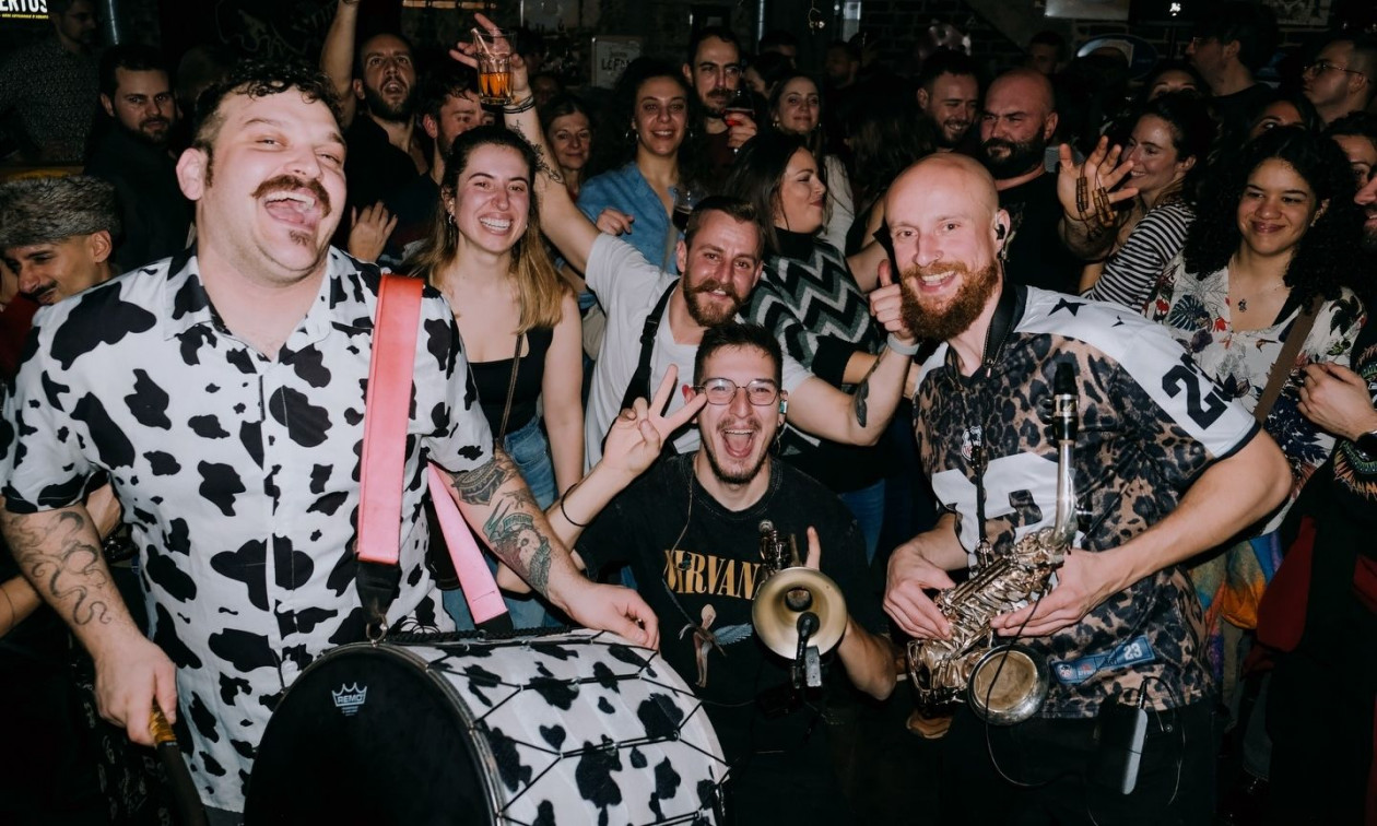 Φλώρινα: Ο δήμαρχος διέκοψε συναυλία επειδή τραγουδούσαν στα σλάβικα – «Εγώ σας πληρώνω»