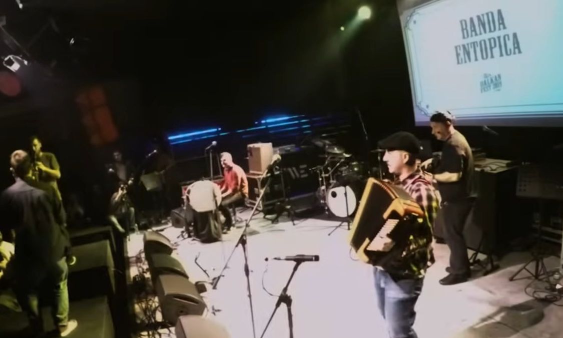 Banda Entopica για τα σλάβικα τραγούδια στη Φλώρινα: Ποια είπαμε και τι σημαίνουν