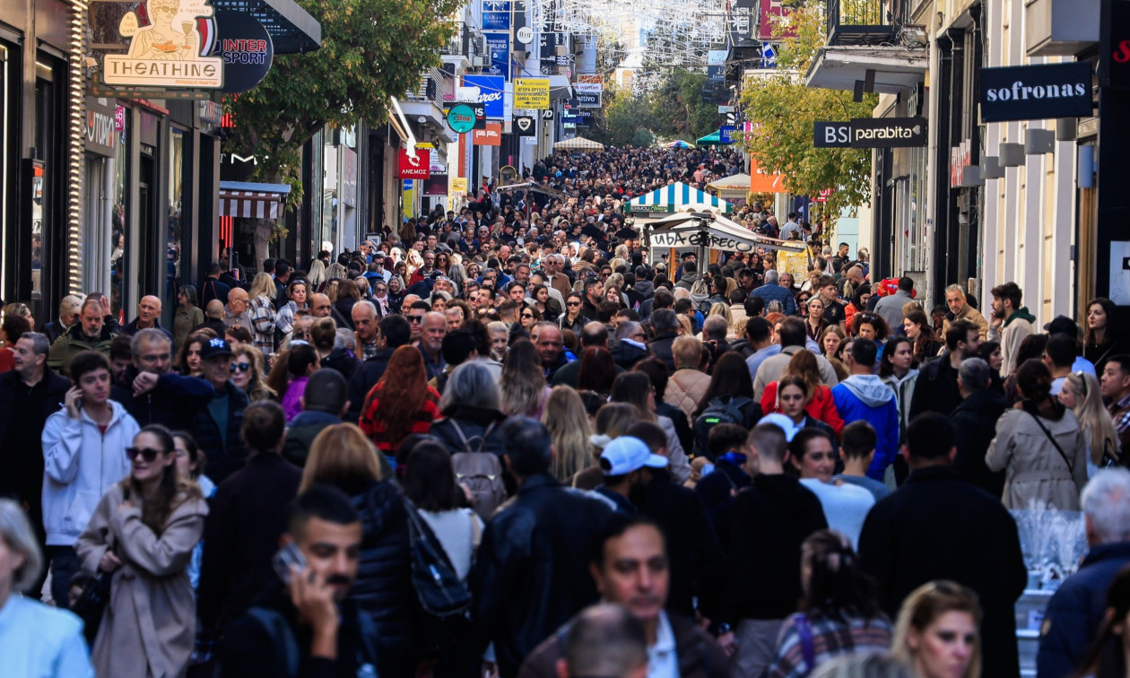 Γιορτές με ήπια αύξηση στον τζίρο – Αναμένεται να φτάσει στα 4,5 δισ. ευρώ