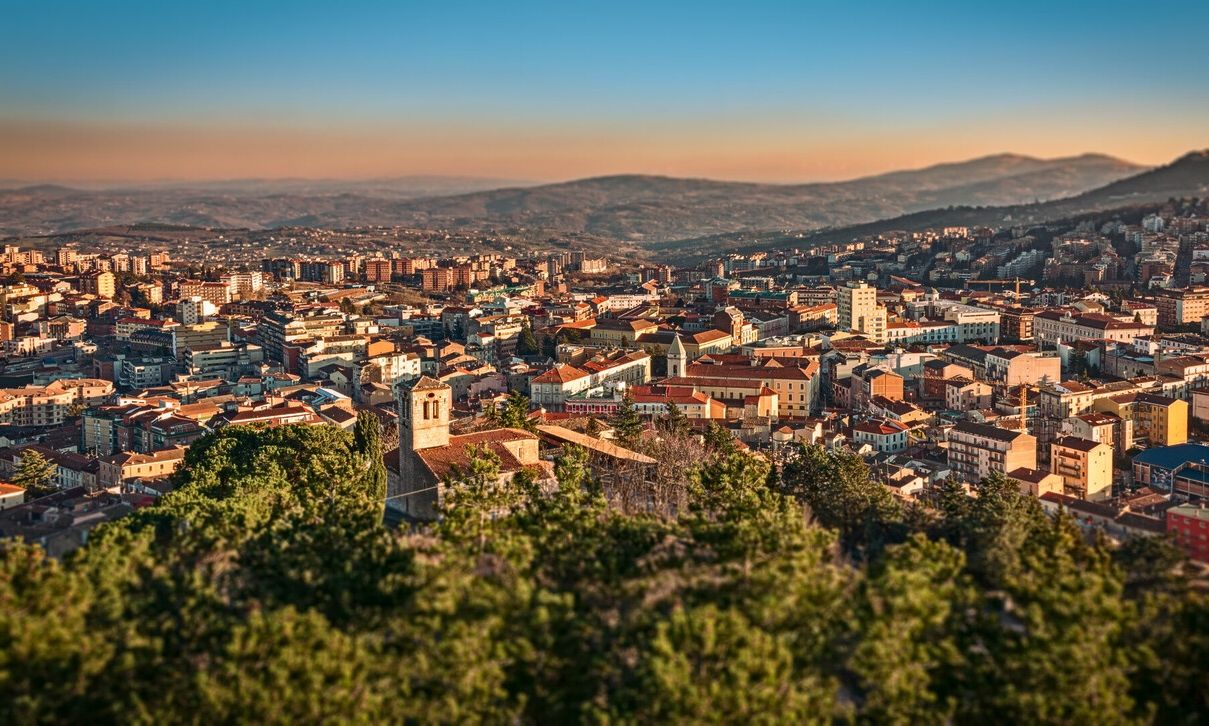 Οικογενειακή τραγωδία στην Ιταλία: Μητέρα και κόρη πέθαναν μετά το ρεβεγιόν με θαλασσινά