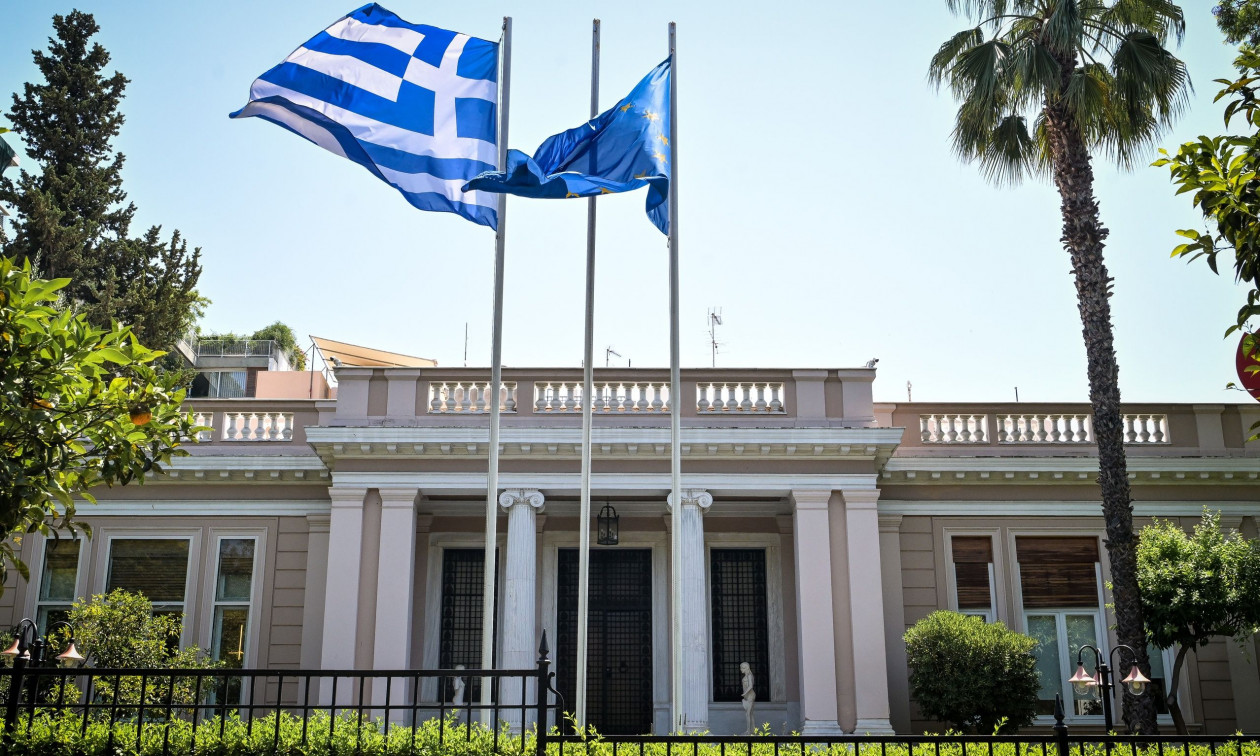 Κυβερνητικός απολογισμός του 2025: Πάνω από 2 δισ. μόνιμα μέτρα σε 30 παροχές