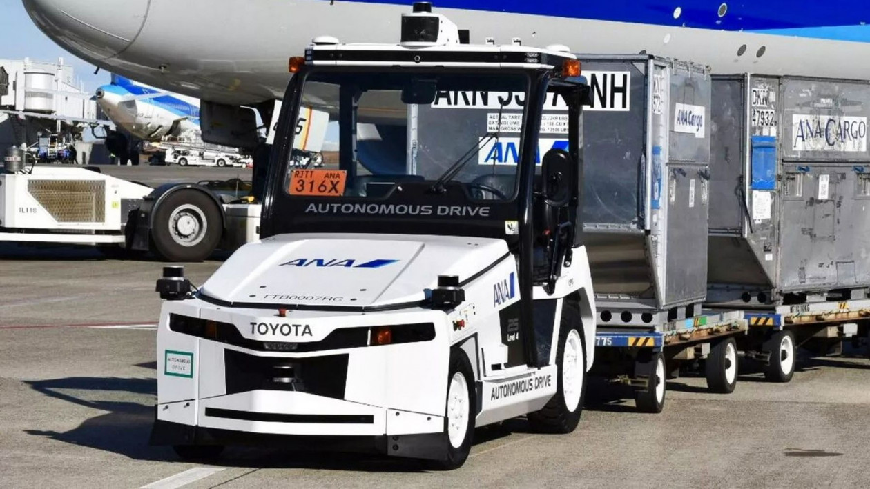 Αυτόνομα οχήματα Toyota «εργάζονται» στο αεροδρόμιο του Τόκιο