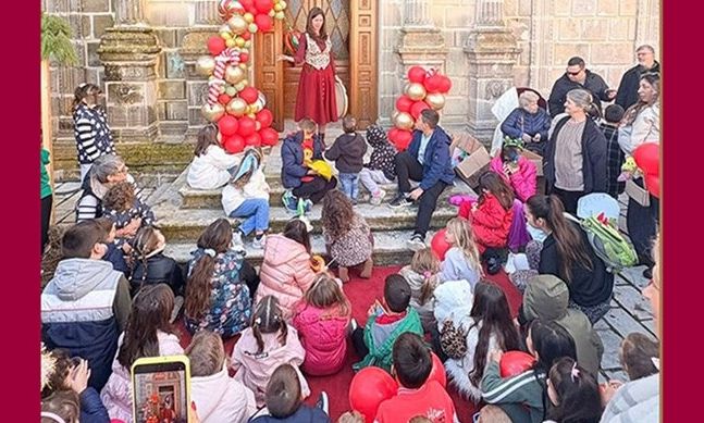 Ζάκυνθος: Δώρα και λιχουδιές για μικρούς και μεγάλους – Χαμόγελα στον Ιερό Ναό Παναγίας Φανερωμένης