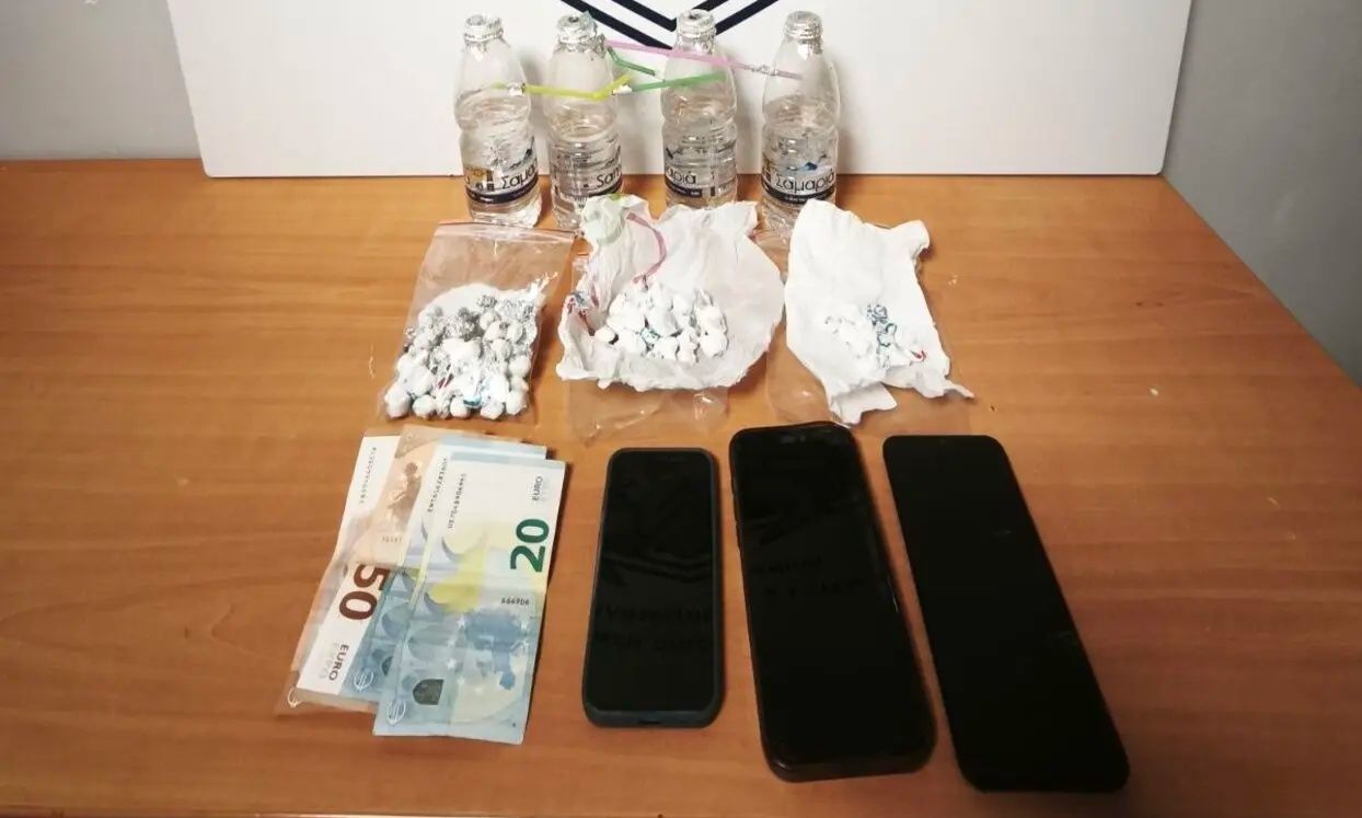 Χανιά: Συμμορία νεαρών διακινούσε κοκαΐνη – Εμπλοκή και ανήλικης