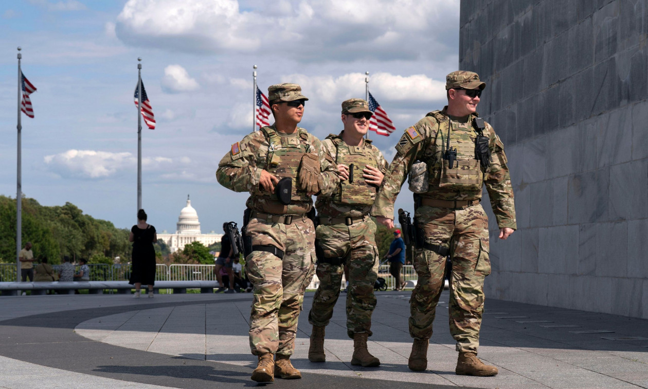 ΗΠΑ: Ο Τραμπ αποσύρει την Εθνοφρουρά από το Σικάγο, το Λος Άντζελες και το Πόρτλαντ