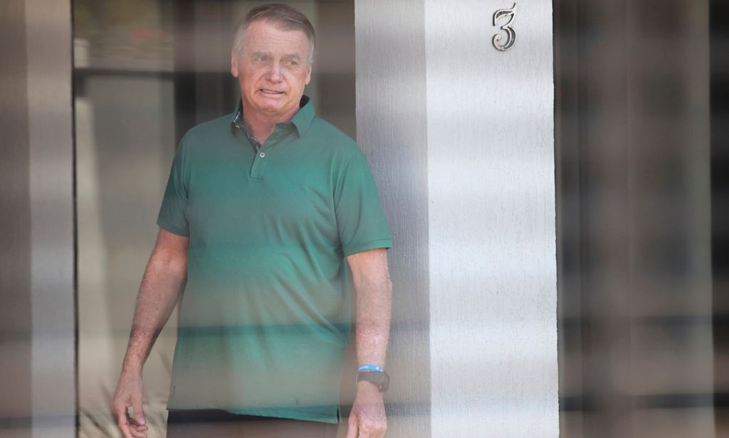 Βραζιλία: Στην φυλάκή επιστρέφει μετά από επίπονη εγχείρηση ο πρώην πρόεδρος Μπολσονάρου