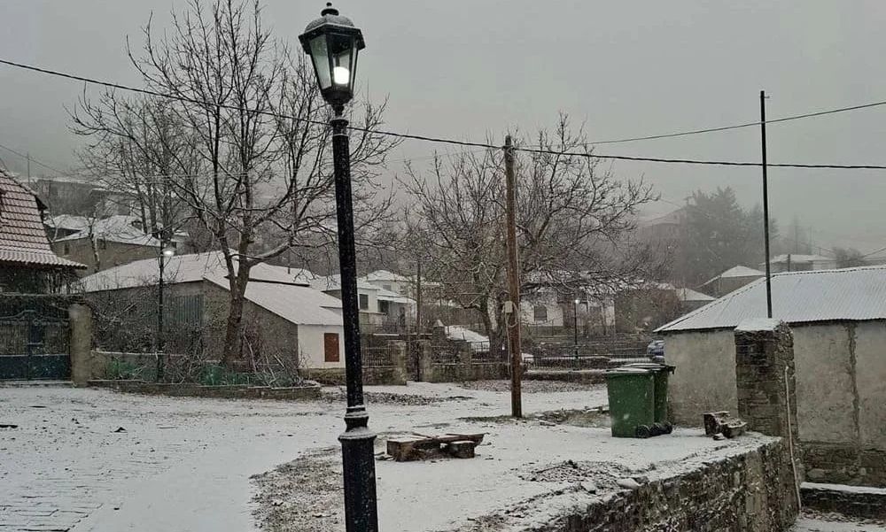 Ιωάννινα: Χιόνι και χαμηλές θερμοκρασίες στην Ήπειρο