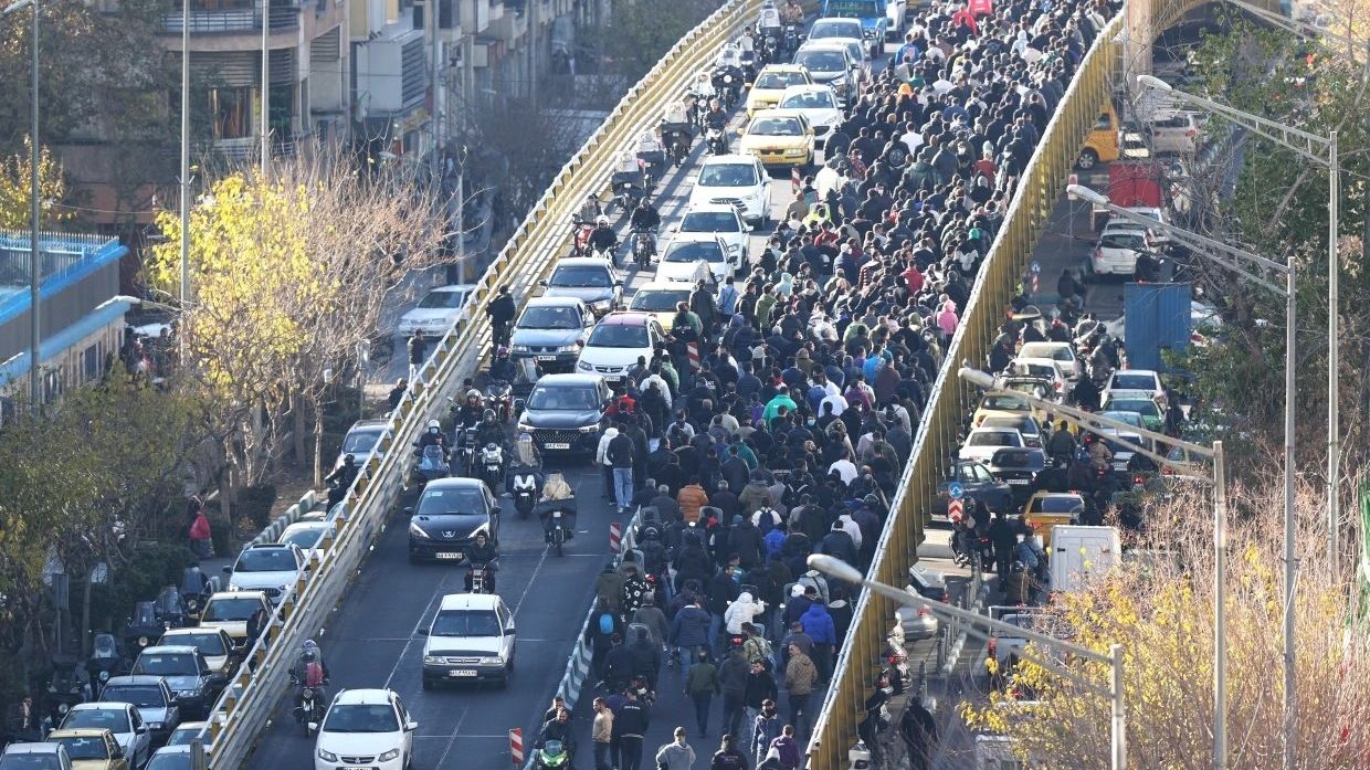 Ιράν: Τουλάχιστον τέσσερις νεκροί σε συγκρούσεις με την αστυνομία