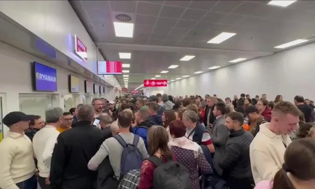 Μπέργκαμο: Παρέλυσε από τεχνική βλάβη στο σύστημα προσέγγισης