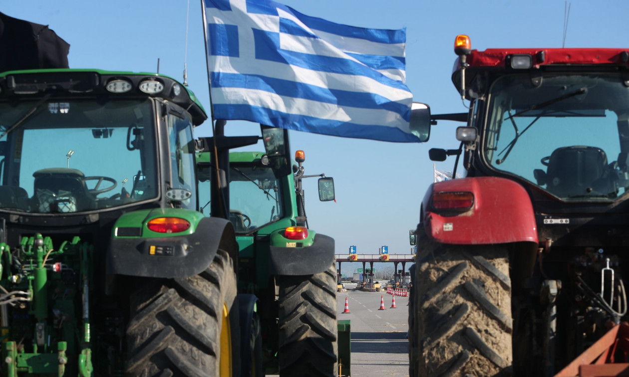 Mπλόκα: Σε 48ωρο αποκλεισμό του Προμαχώνα για τα φορτηγά προχωρούν αγρότες και κτηνοτρόφοι