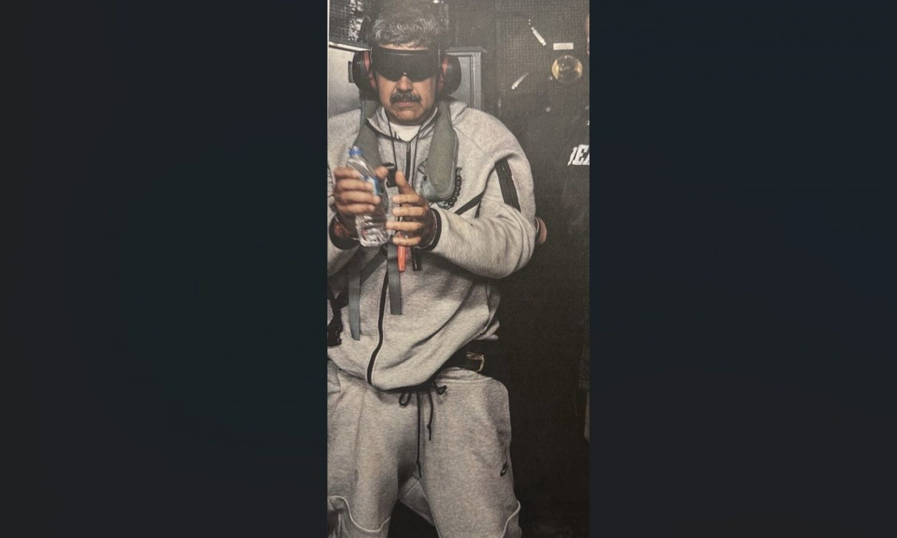 Ξεπούλησε η φόρμα που φορούσε ο Νικολάς Μαδούρο όταν συνελήφθη από τις ΗΠΑ