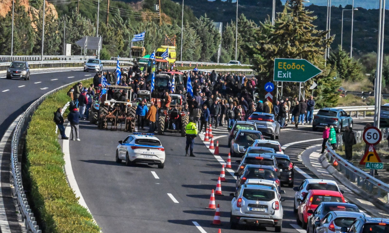 Μπλόκα αγροτών: «Αν δεν υπάρξει λύση θα πάμε σε διοικητικά μέτρα», υποστήριξε ο Άδωνις Γεωργιάδης