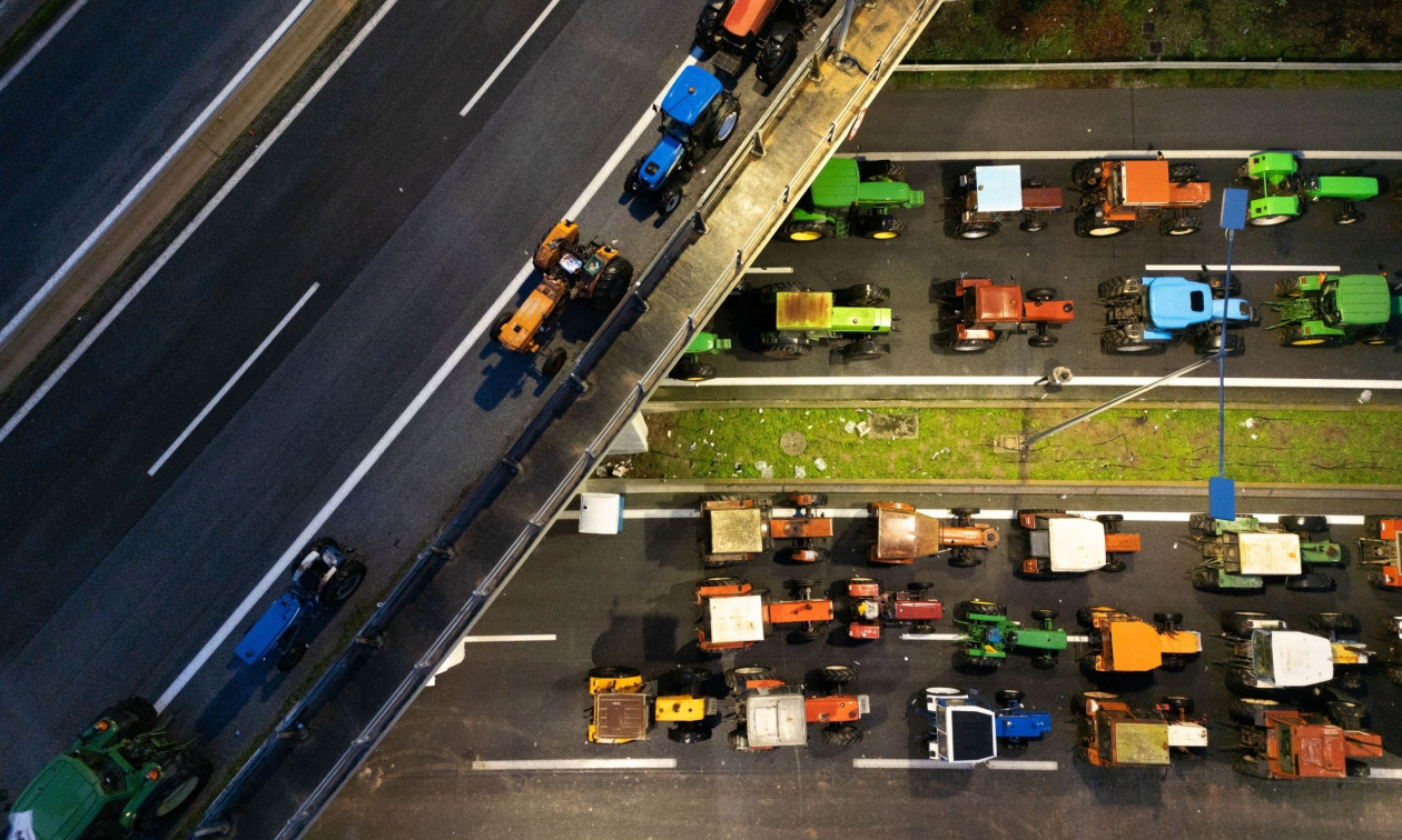 Αγρότες: Αυτά είναι τα μέτρα που ανακοίνωσε η κυβέρνηση για να σταματήσουν τα μπλόκα