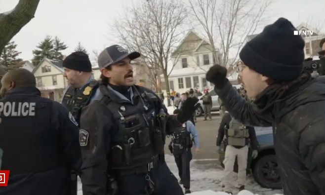 ΗΠΑ: Αναφορές για πυροβολισμούς στη Μινεάπολις, με εμπλοκή ομοσπονδιακού πράκτορα