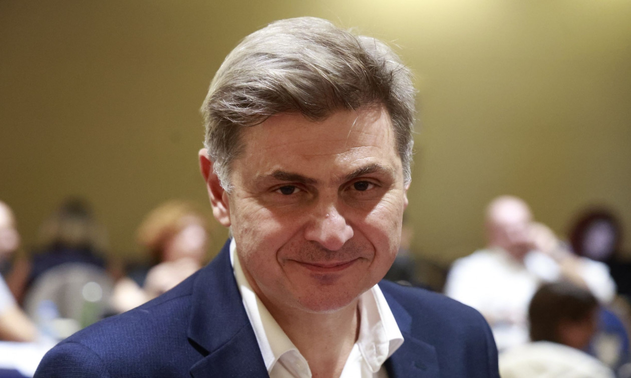 Φαραντούρης για διαγραφή του: «Κάποιοι έχουν ψυχολογικά αδιέξοδα»