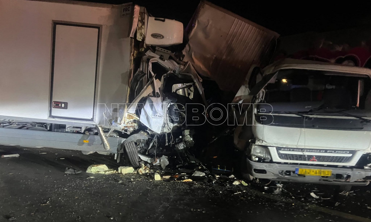 Τροχαίο δυστύχημα στο Αιγάλεω: Νεκρός ο ένας οδηγός από τη σύγκρουση φορτηγών στη λεωφόρο Κηφισού