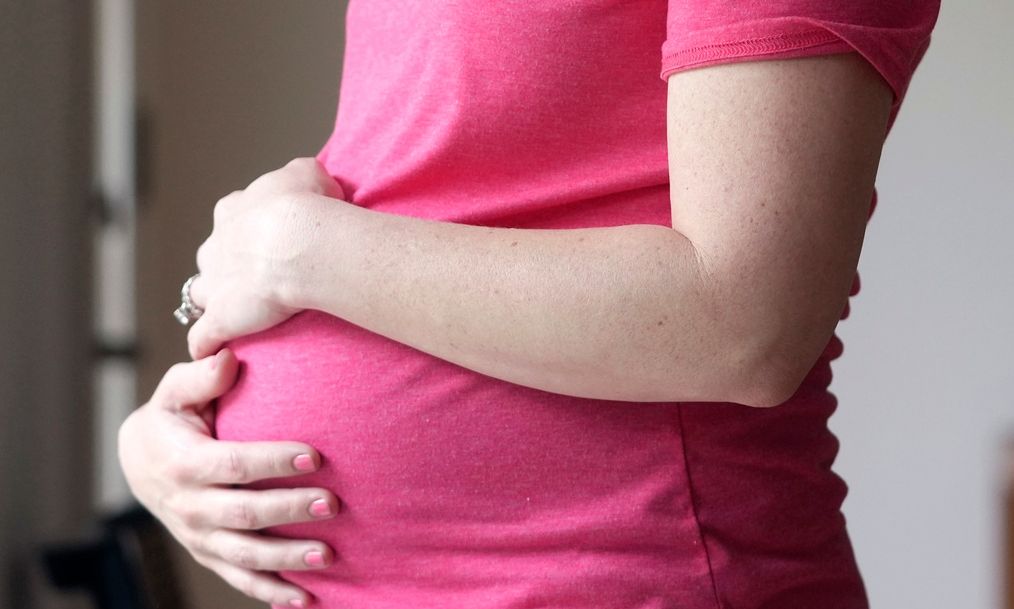 Επιστήμονες κατάφεραν για πρώτη φορά να «αναζωογονήσουν» γερασμένα ωάρια