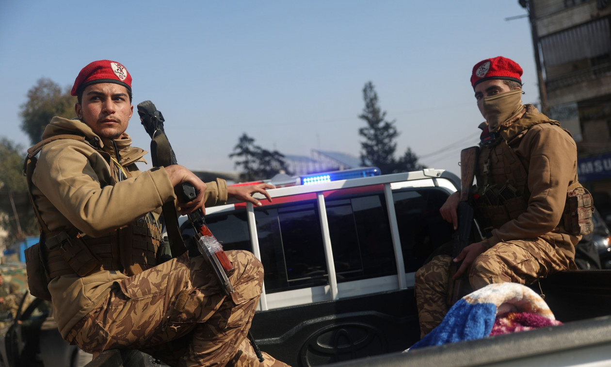 Συρία: Βομβαρισμοί και επιθέσεις σε κουρδικές συνοικίες από τον στρατό της Δαμασκού – Βίντεο