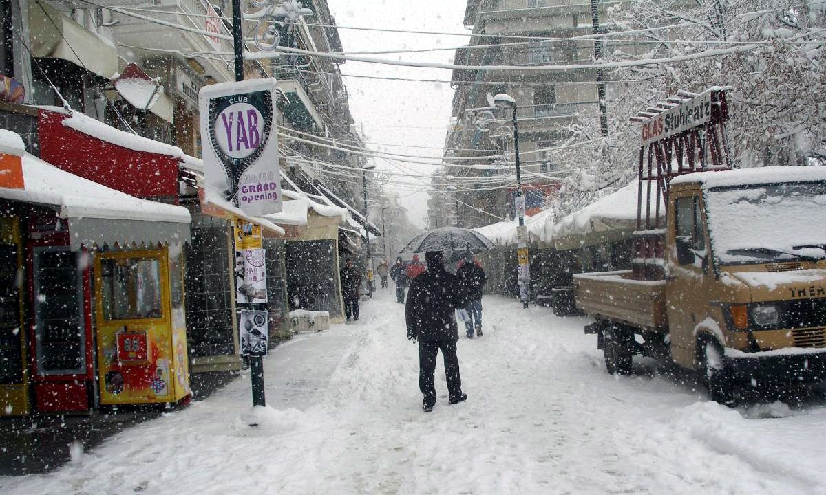 Κλειστά θα παραμείνουν τα σχολεία στη Φλώρινα τη Δευτέρα λόγω του χιονιά