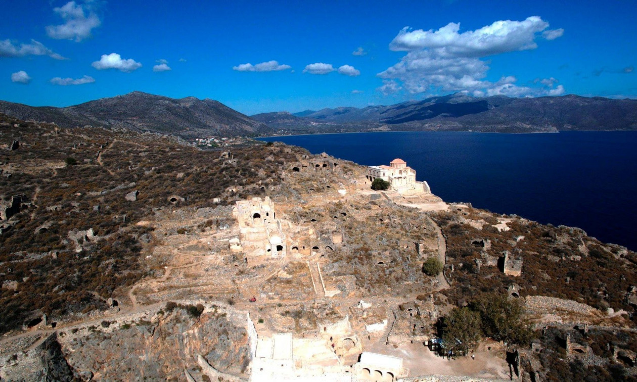 Μονεμβασιά: «Πράσινο φως» από το ΣτΕ για την εγκατάσταση τελεφερίκ στην Άνω Πόλη