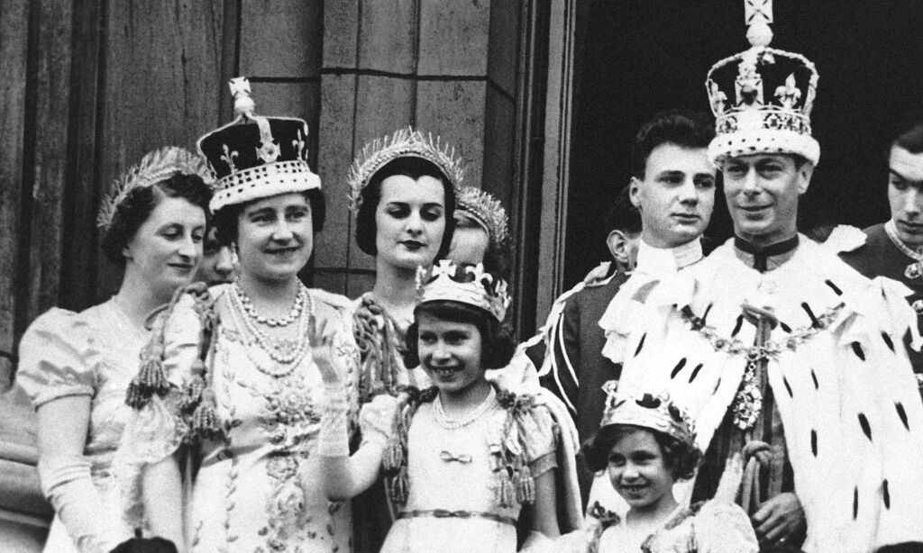 Βασίλισσα Ελισάβετ: 100 χρόνια από το ατύχημα που θα άλλαζε την ιστορία της σύγχρονης Αγγλίας