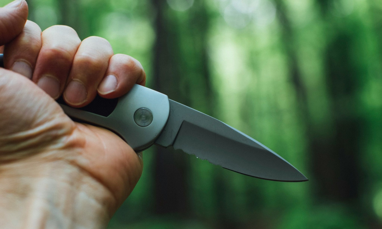 Θρίλερ για γυναίκα στον Πύργο: Της επιτέθηκε ο σύζυγός της με μαχαίρι – Επιχείρησε να αυτοκτονήσει