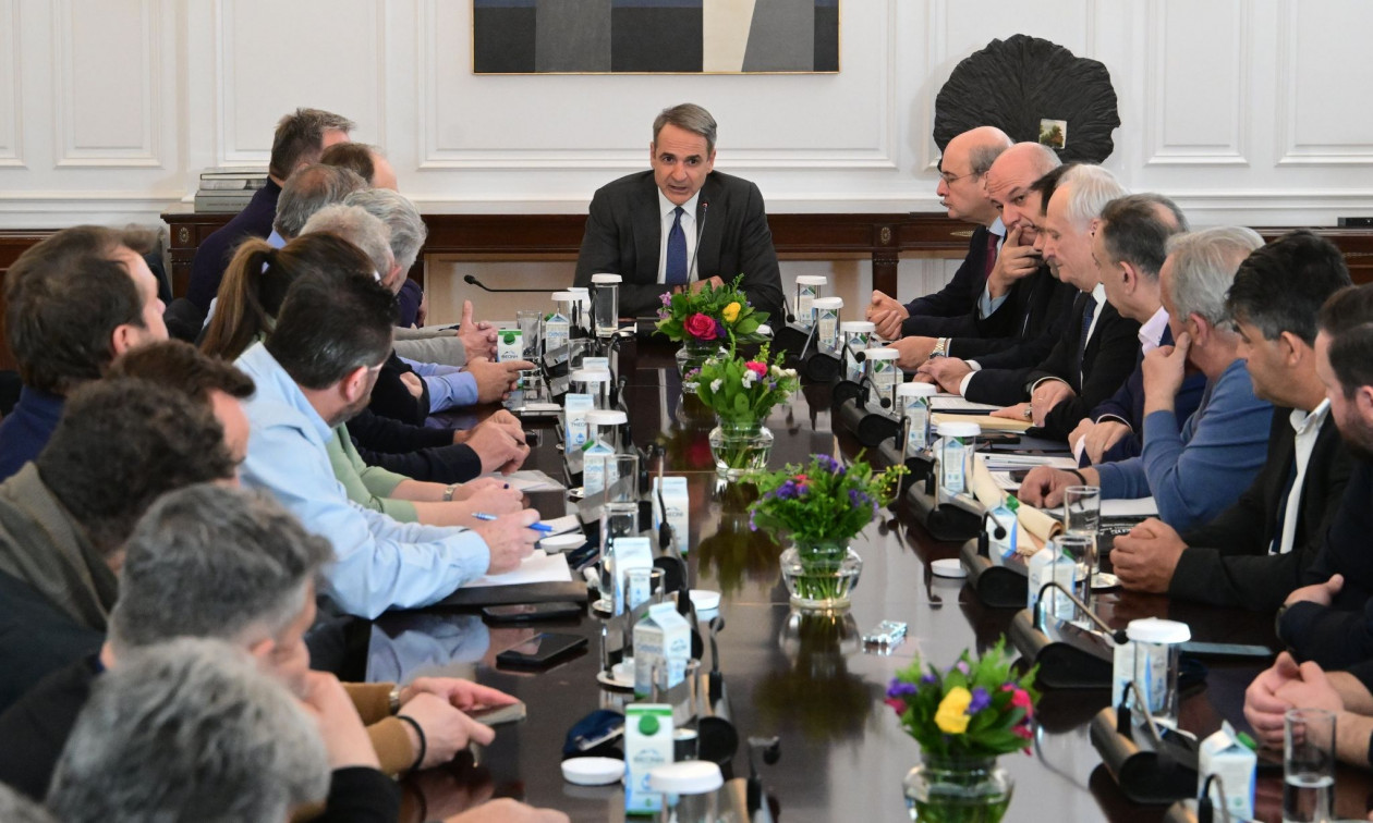 Ολοκληρώθηκε η συνάντηση Μητσοτάκη με τους αγροτές στο Μαξίμου – Αναμένεται δήλωση πρωθυπουργού