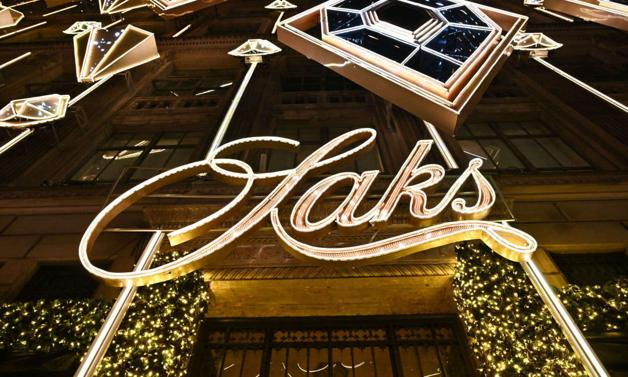 ΗΠΑ: Ο όμιλος ειδών πολυτελείας, Saks Global, κήρυξε πτώχευση και προετοιμάζεται για αναδιάρθρωση