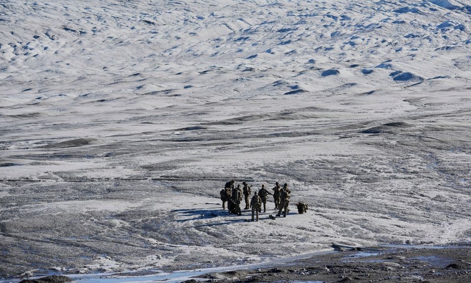 Γροιλανδία: Η Δανία ενισχύει τη στρατιωτική της παρουσία στο νησί