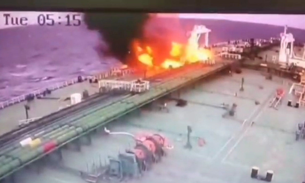 Η Ελλάδα καταδικάζει τις επιθέσεις στα πλοία – Δύο Έλληνες στο πλήρωμα του ενός