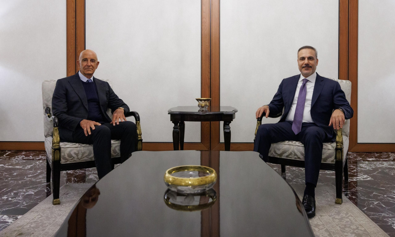 Τουρκία: Συνάντηση Φιντάν με τον Αμερικανό πρέσβη Τομ Μπάρακ για τη Συρία