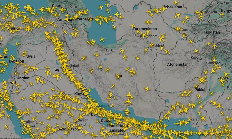 Ίραν: Άνοιξε ξανά ο εναέριος χώρος μετά τον συναγερμό για ενδεχόμενα αμερικανικά πλήγματα