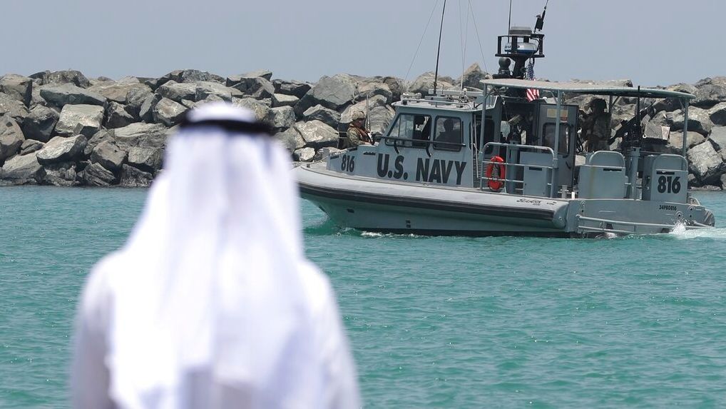 Η «αγωνία» για τις τιμές του πετρελαίου εμπόδισε το χτύπημα στο Ιράν – Ο ρόλος των κρατών του κόλπου