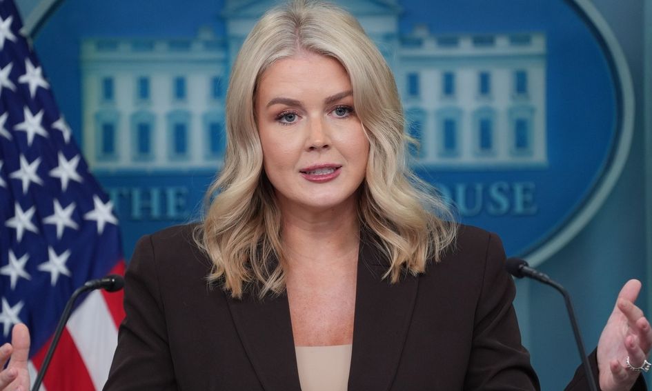 Λευκός Οίκος για Ιράν: «Όλες οι επιλογές παραμένουν ανοιχτές»