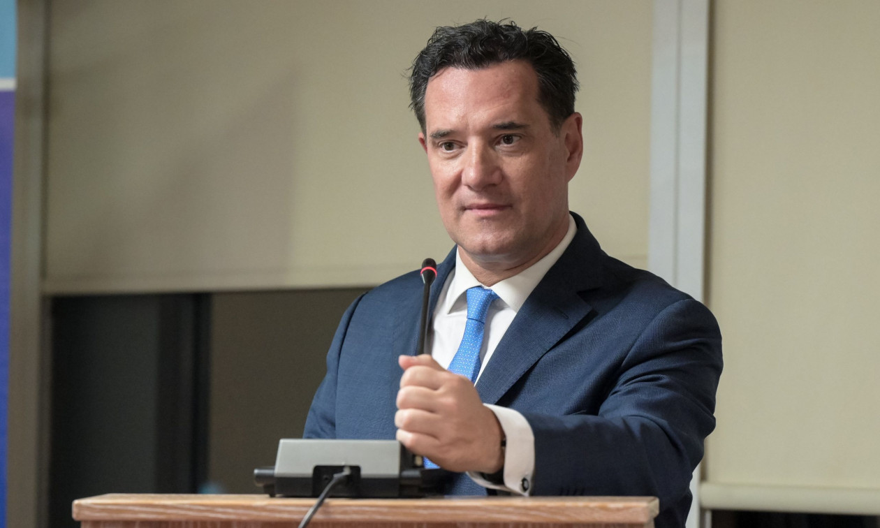 Γεωργιάδης: «Προβλέπω νέα κλάματα στην Αριστερά» – Βίντεο από επίσκεψη στο νοσοκομείο «Γεννηματάς»